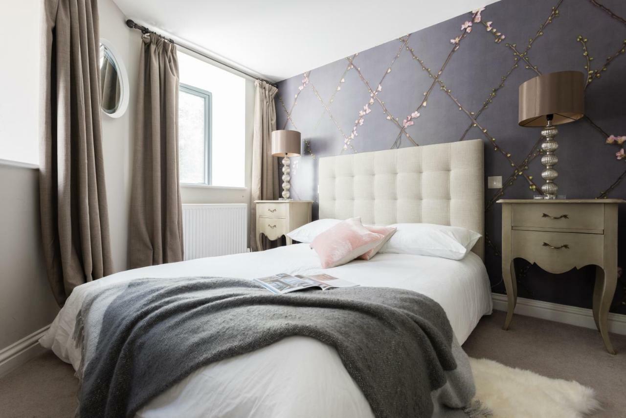 The Navy Court - Scandinavian Inspired 4Bdr Home Oxford Dış mekan fotoğraf
